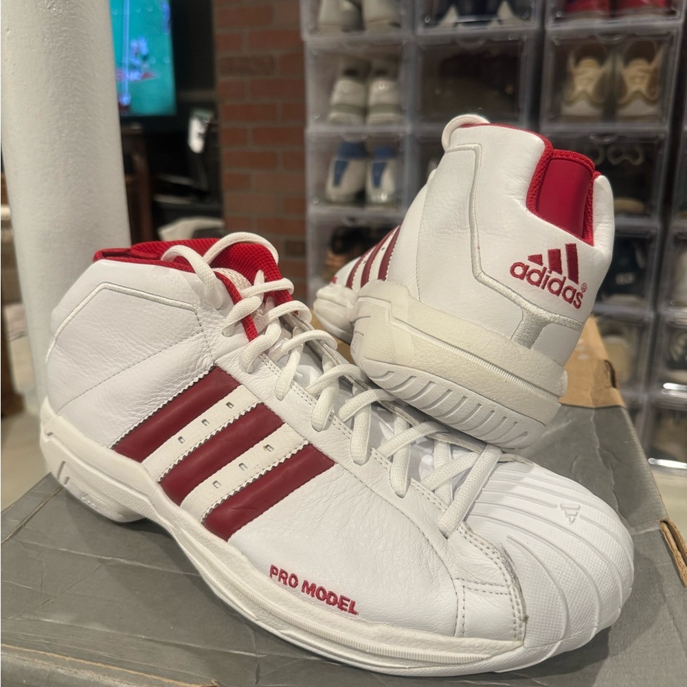 Adidas Pro Model 2G White Red 2001 vintage